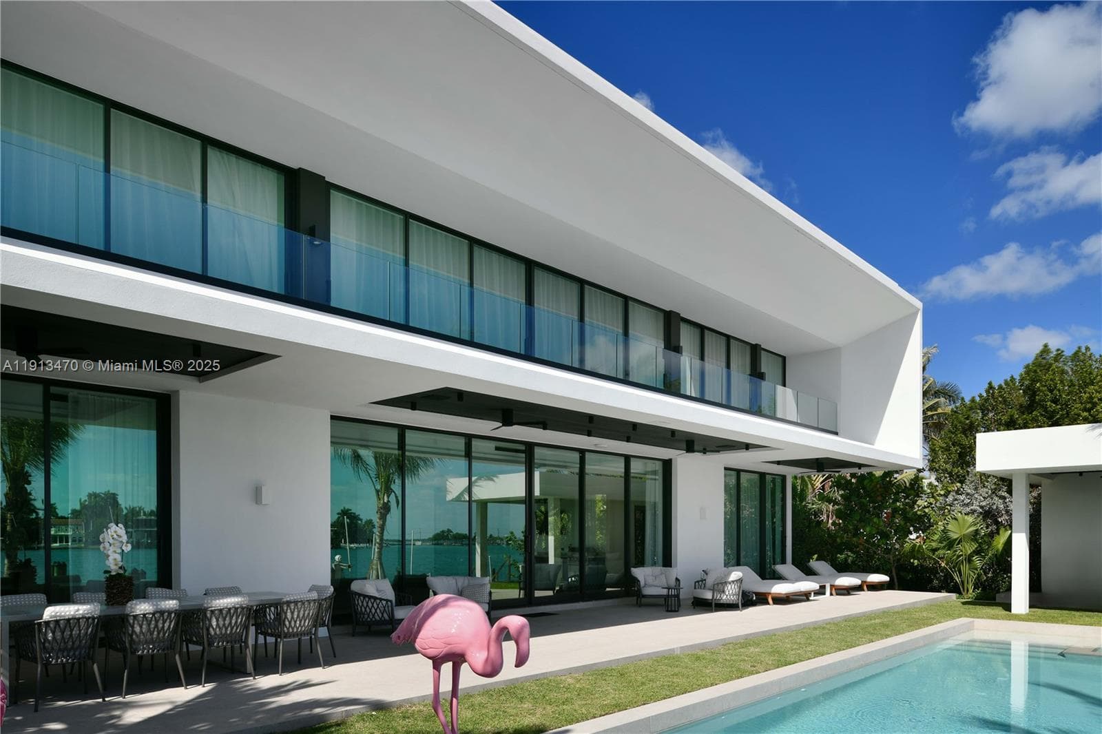 375 N Hibiscus Dr, Miami Beach FL 33139 — 9