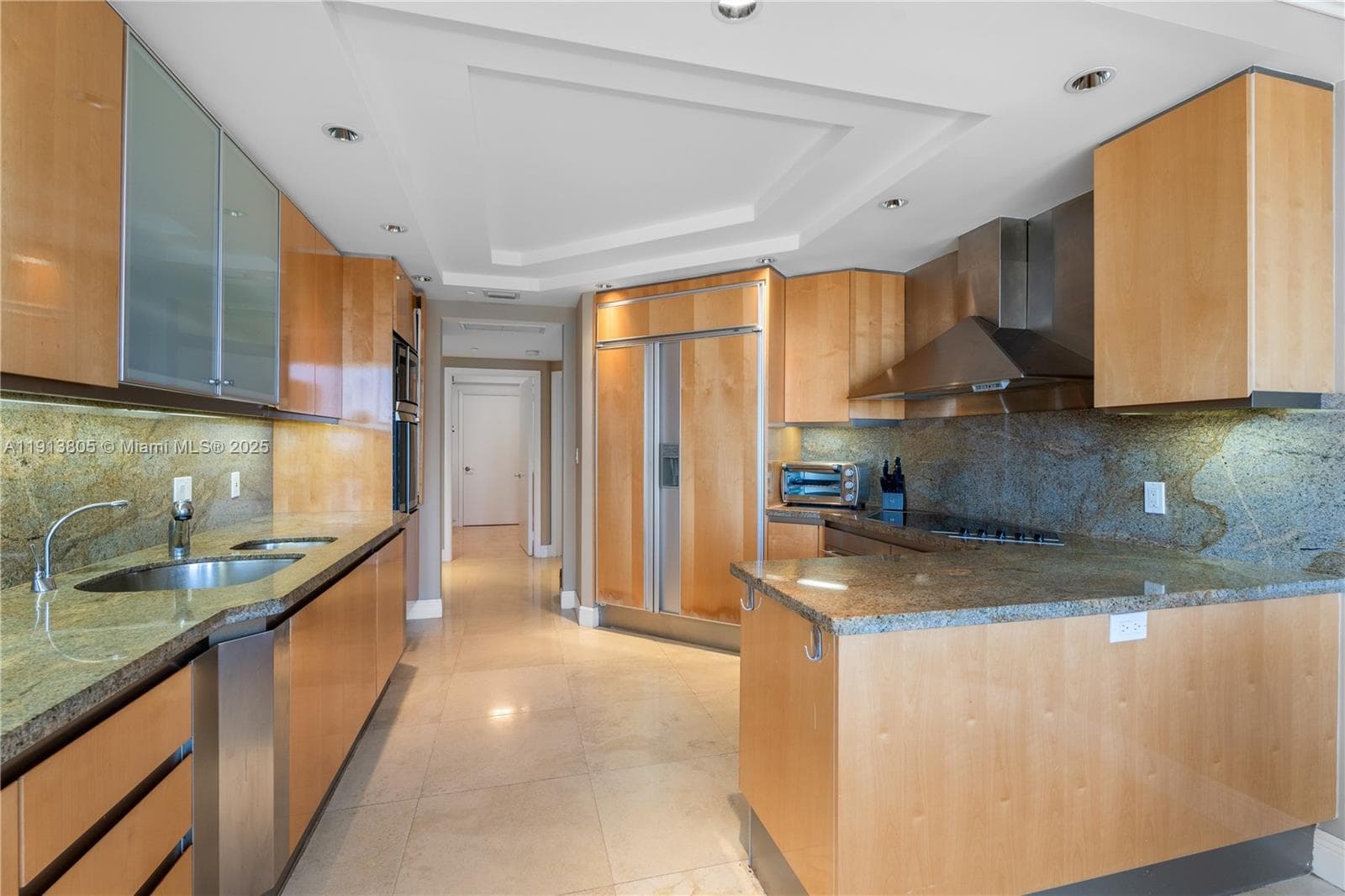 2600 Island Blvd # 1605, Aventura FL 33160 — 9