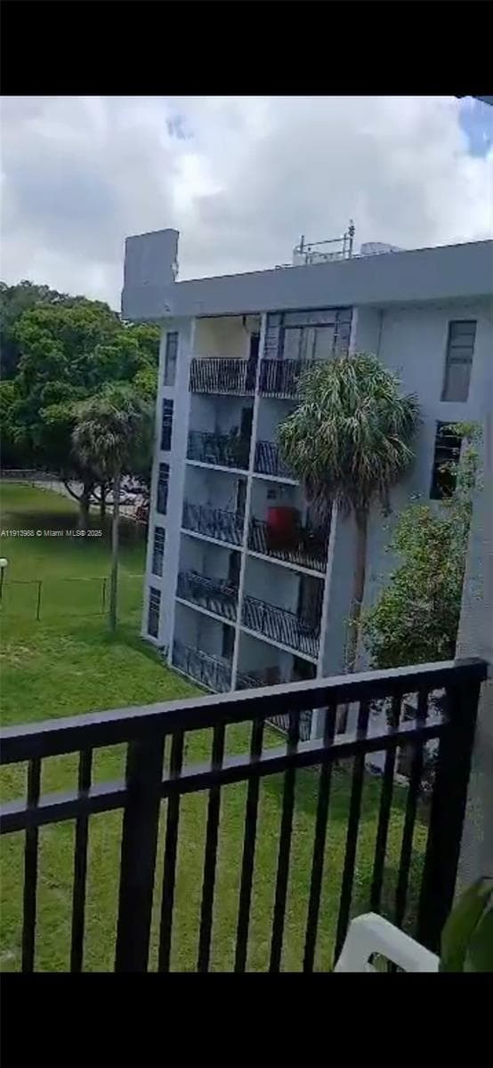 Victory Gardens Condo, Miami, FL — 1