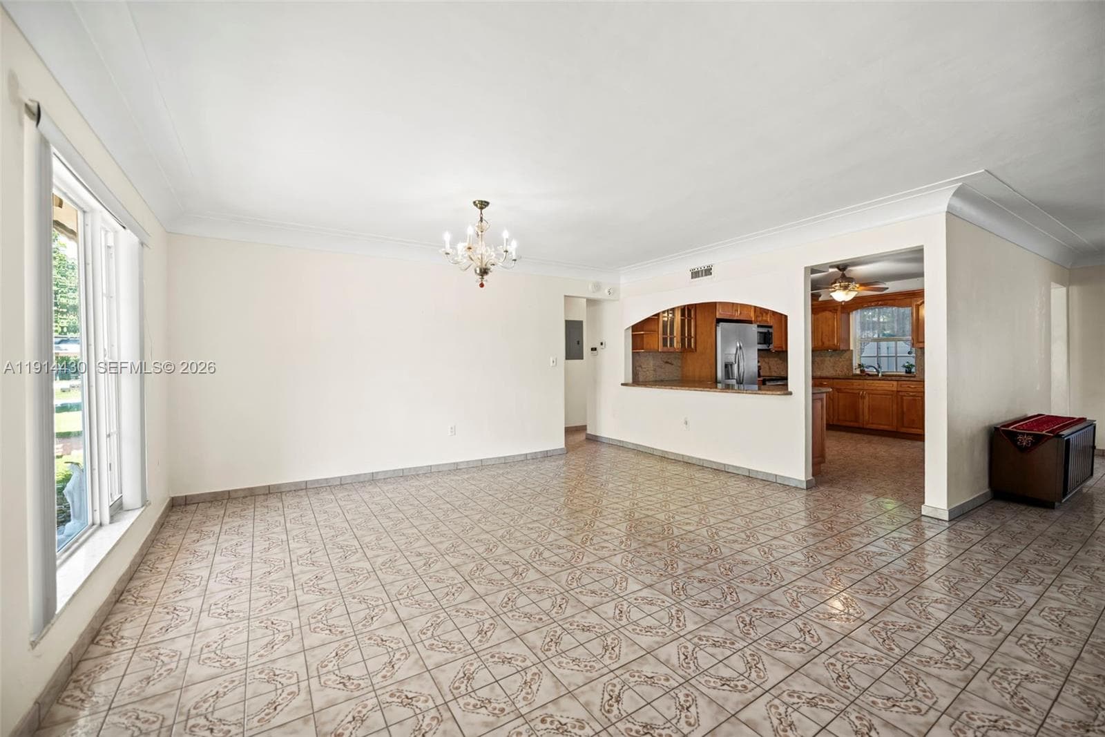 700 NE 118th St, Biscayne Park FL 33161 — 17
