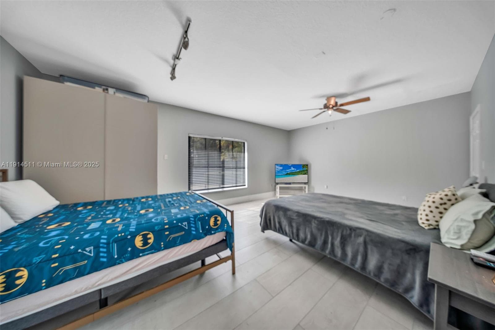 10195 NW 26th St, Doral FL 33172 — 32