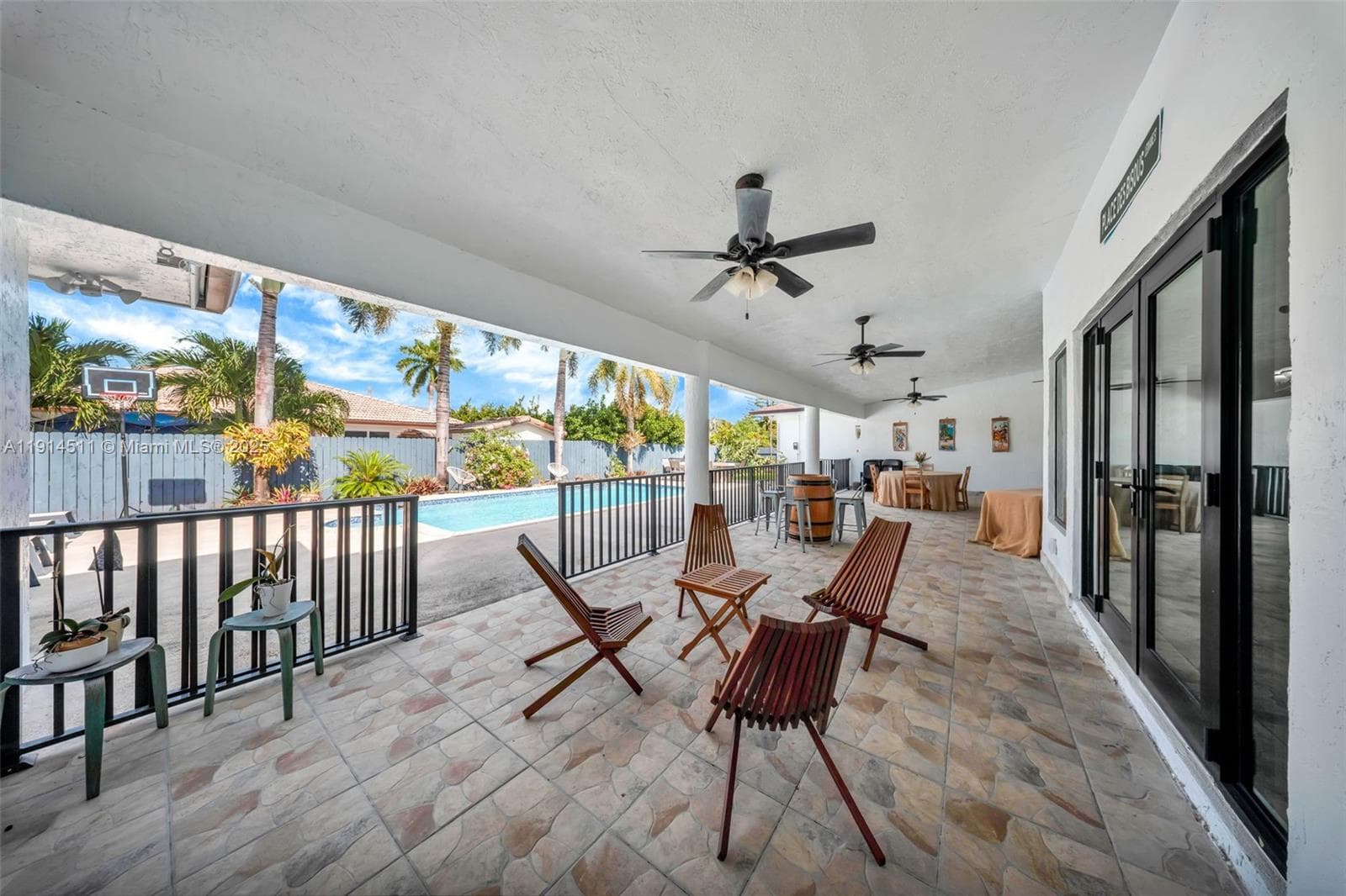 10195 NW 26th St, Doral FL 33172 — 75
