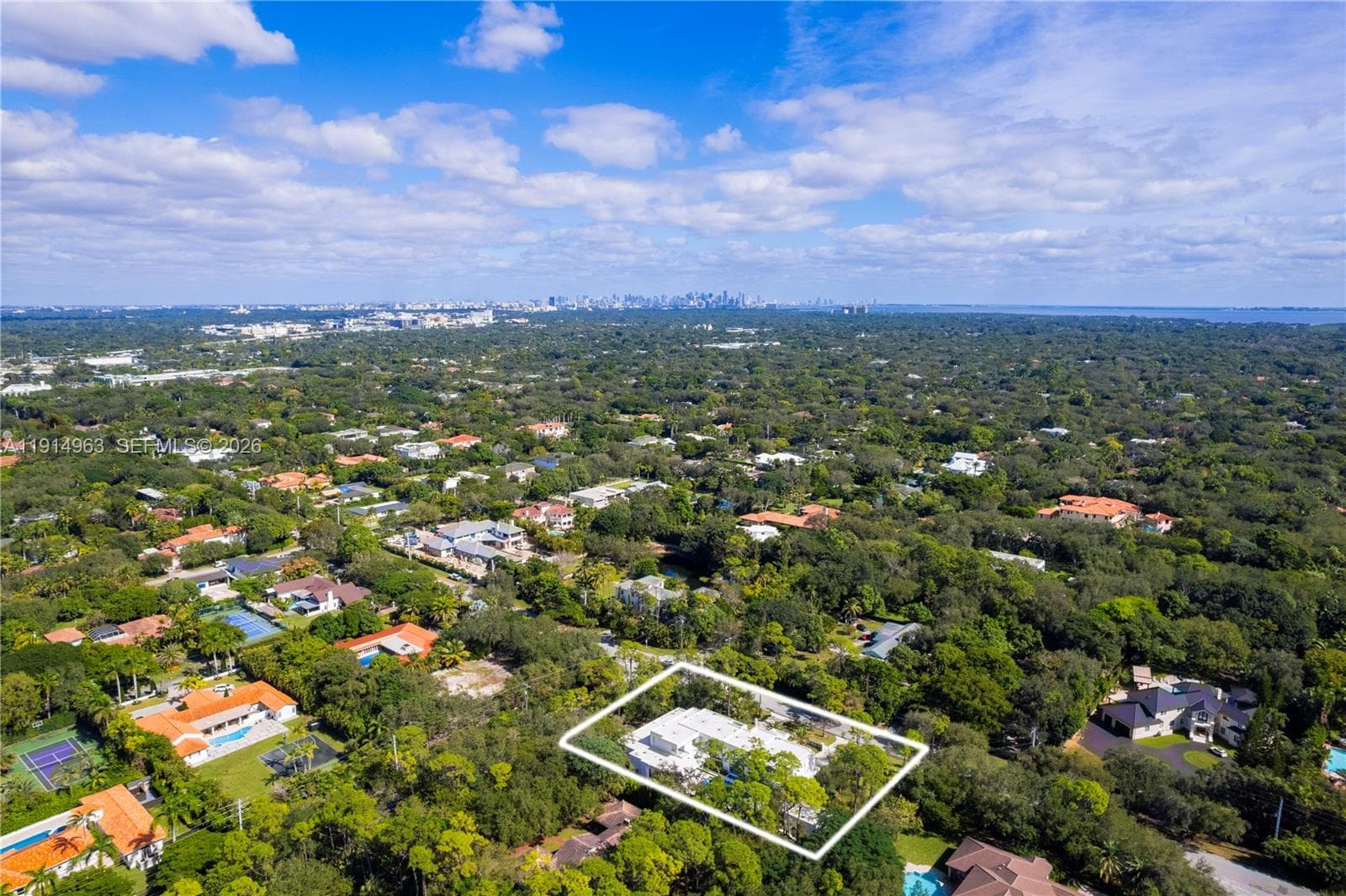 6720 SW 98th St, Pinecrest FL 33156 — 51