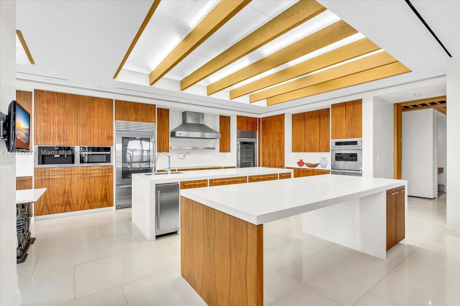 430 Grand Bay Dr, Key Biscayne FL 33149 — 16