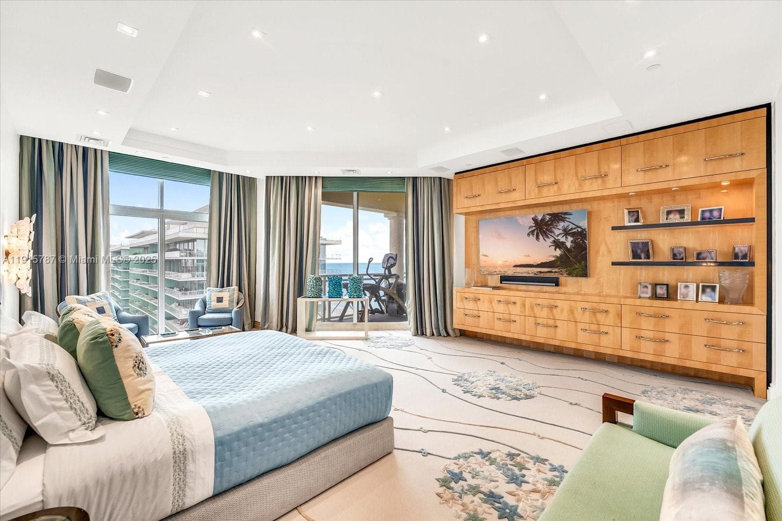 430 Grand Bay Dr, Key Biscayne FL 33149 — 24