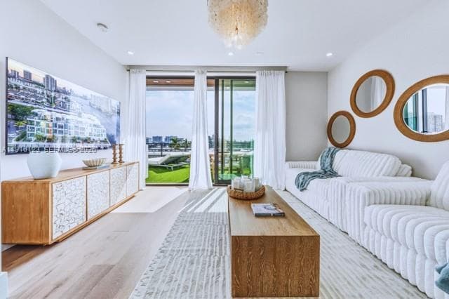 4098 NE 167 ST # 9, North Miami Beach FL 33160 — 33