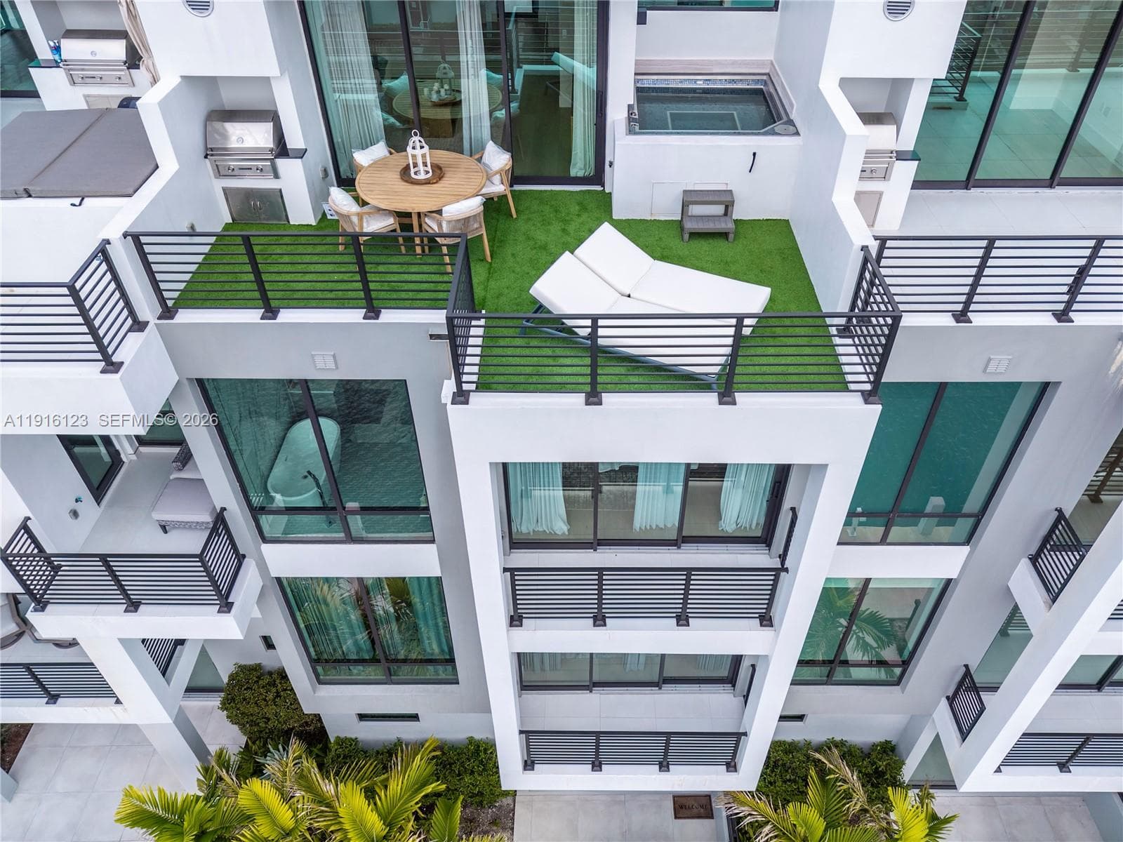 4098 NE 167 ST # 9, North Miami Beach FL 33160 — 41