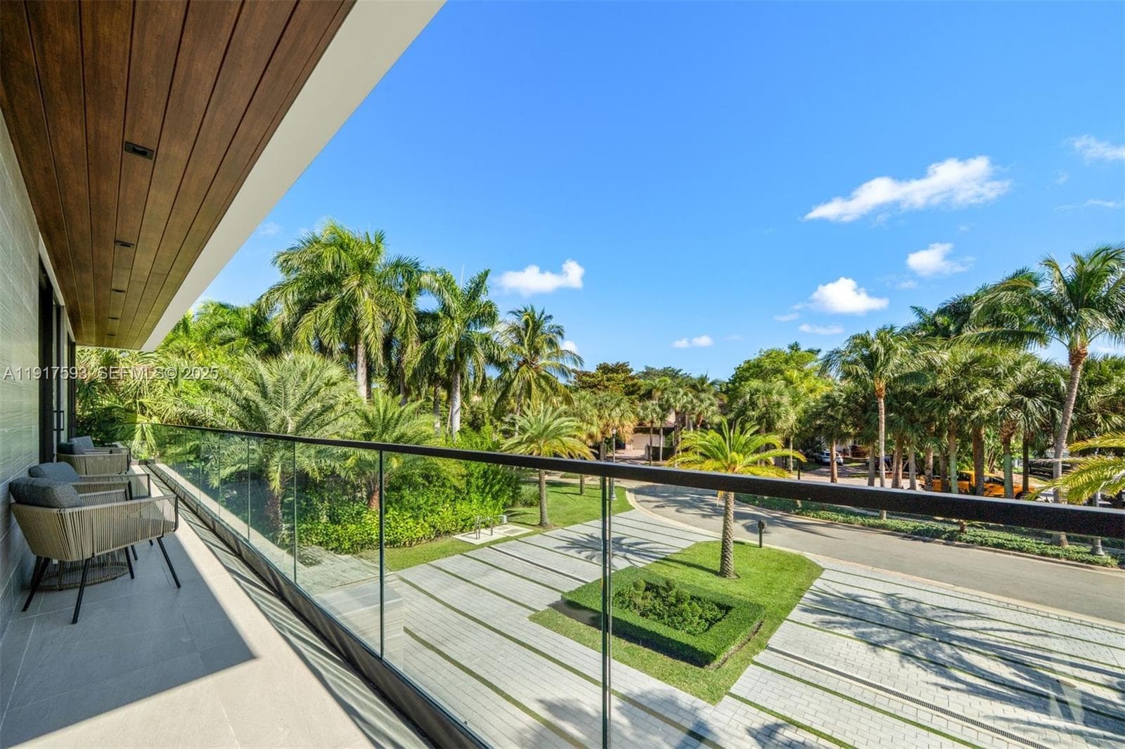 342 S Parkway, Golden Beach FL 33160 — 37