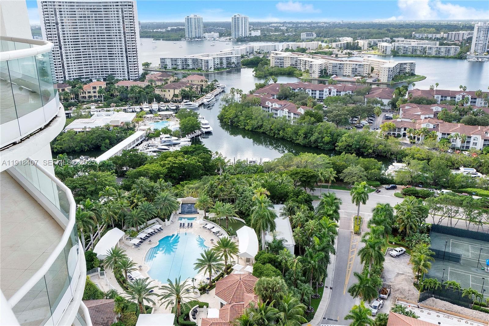 6000 Island Blvd # 2406, Aventura FL 33160 — 47