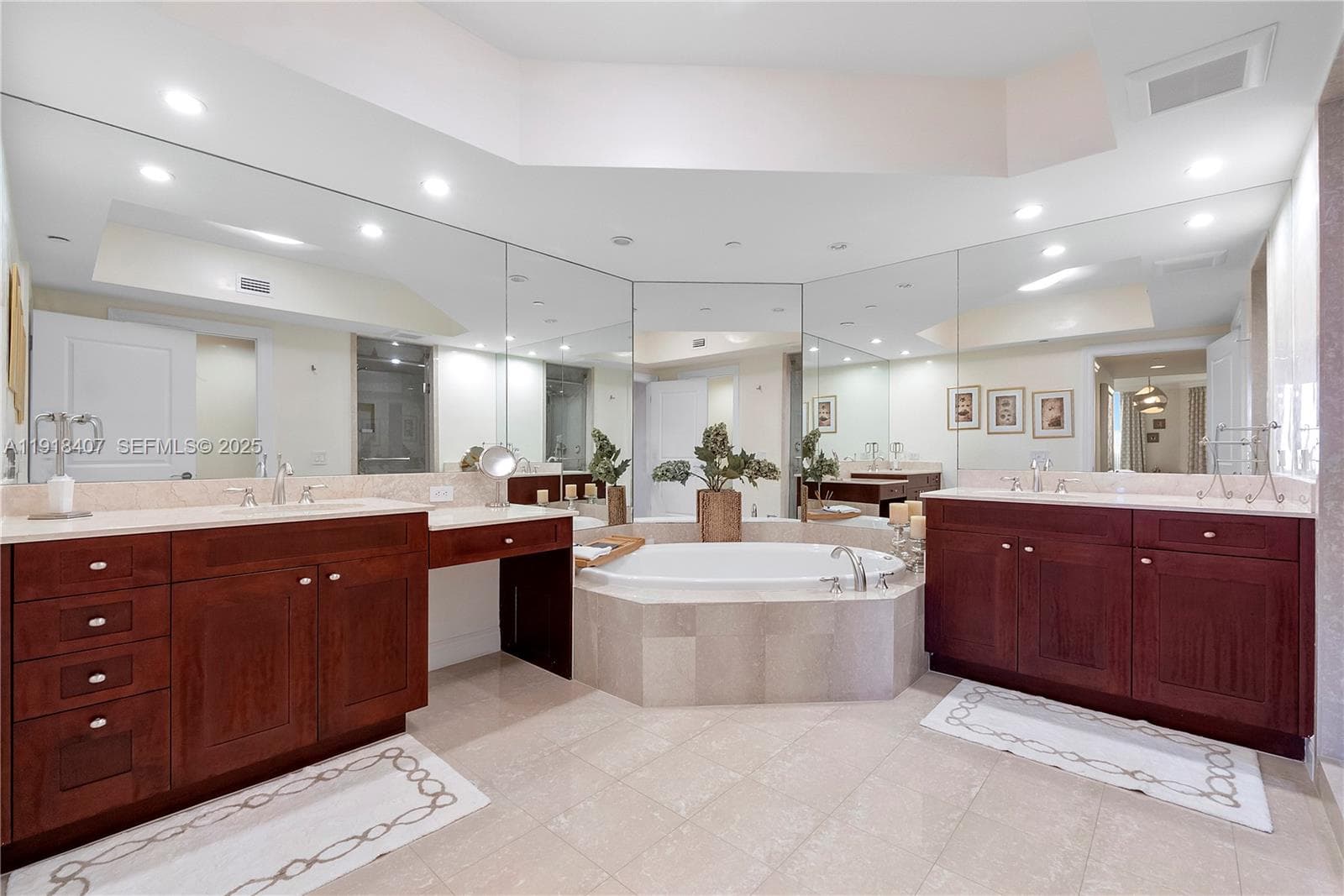6000 Island Blvd # 2406, Aventura FL 33160 — 32