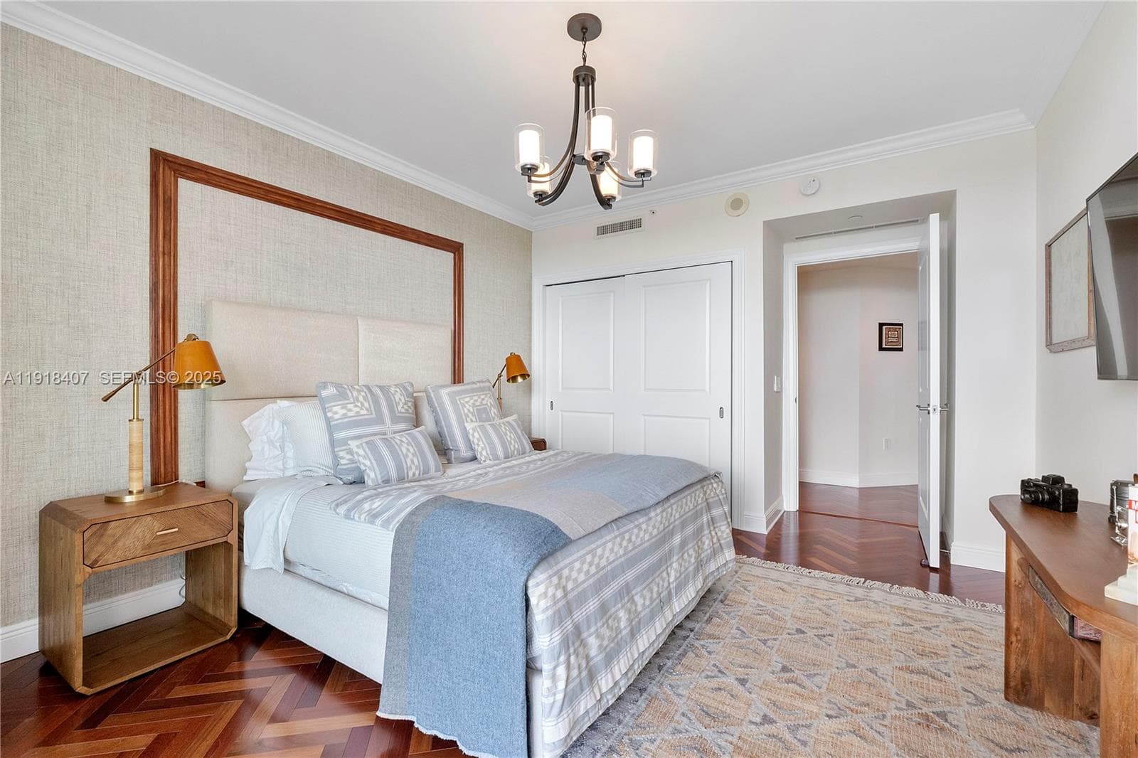 6000 Island Blvd # 2406, Aventura FL 33160 — 39