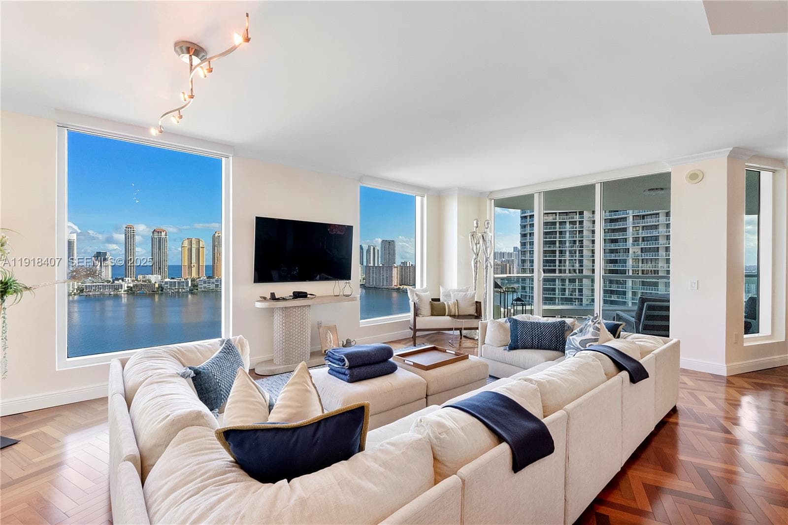 6000 Island Blvd # 2406, Aventura FL 33160 — 8