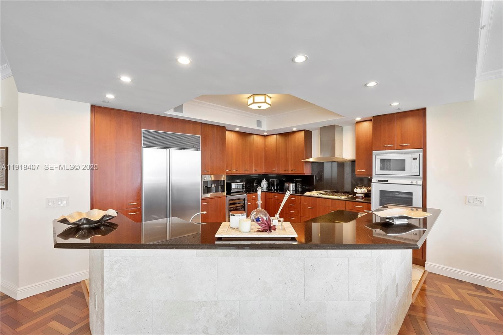 6000 Island Blvd # 2406, Aventura FL 33160 — 21