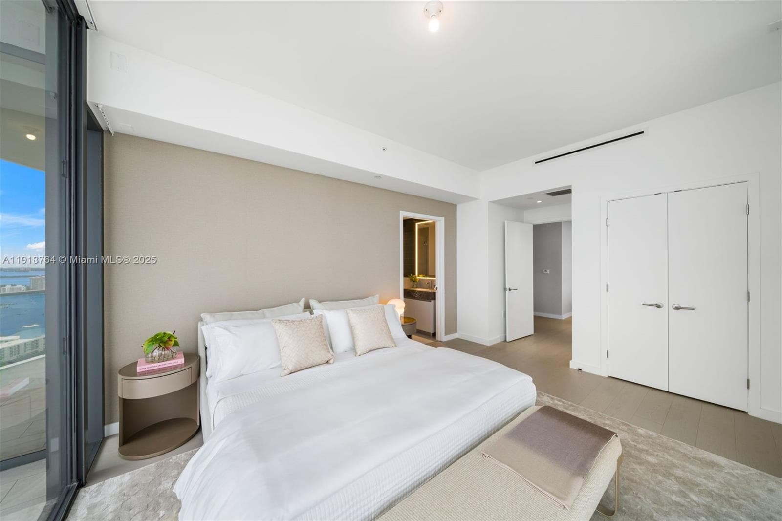 500 Alton, Miami Beach FL 33139 — 23