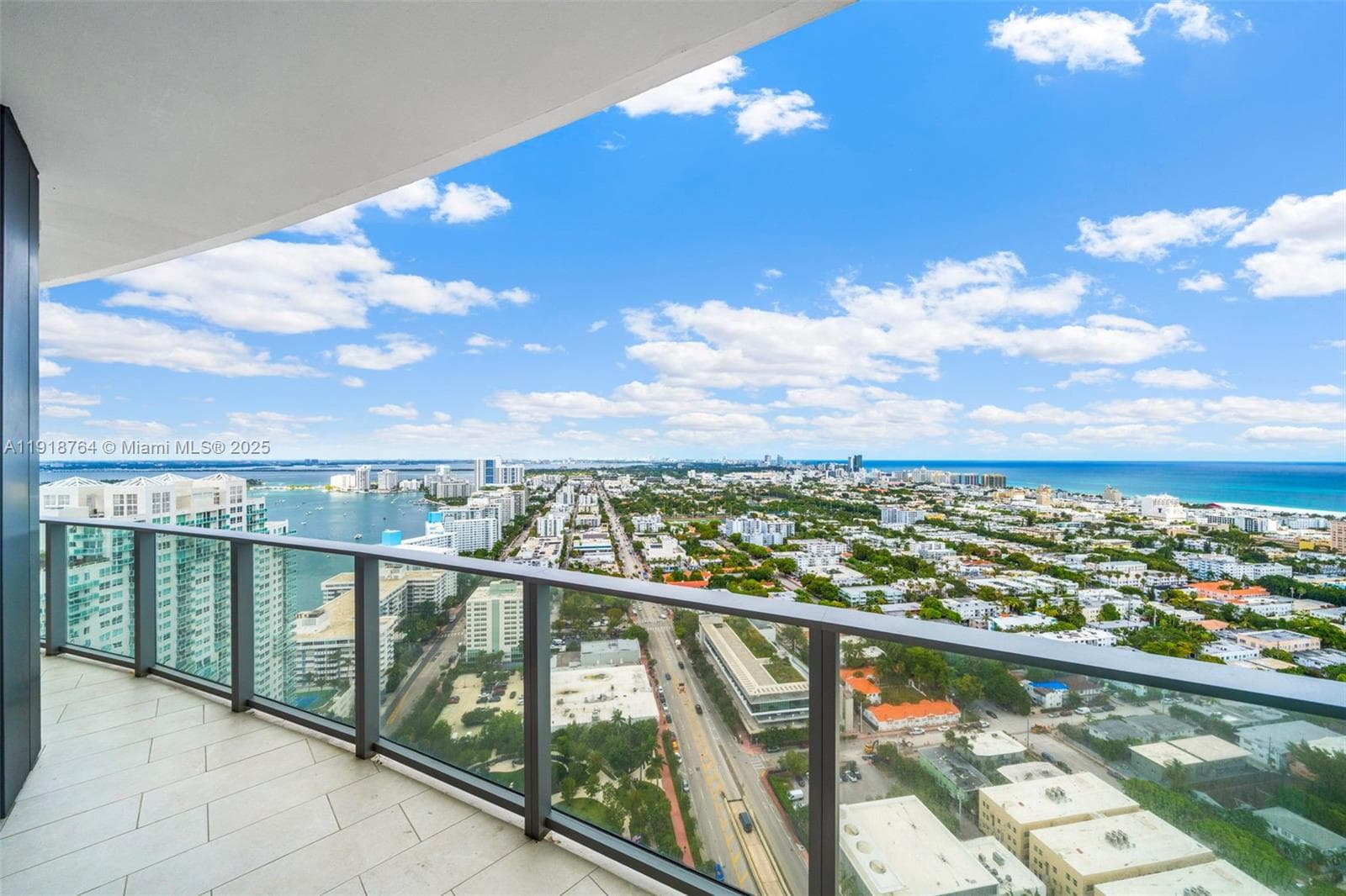 500 Alton, Miami Beach FL 33139 — 17