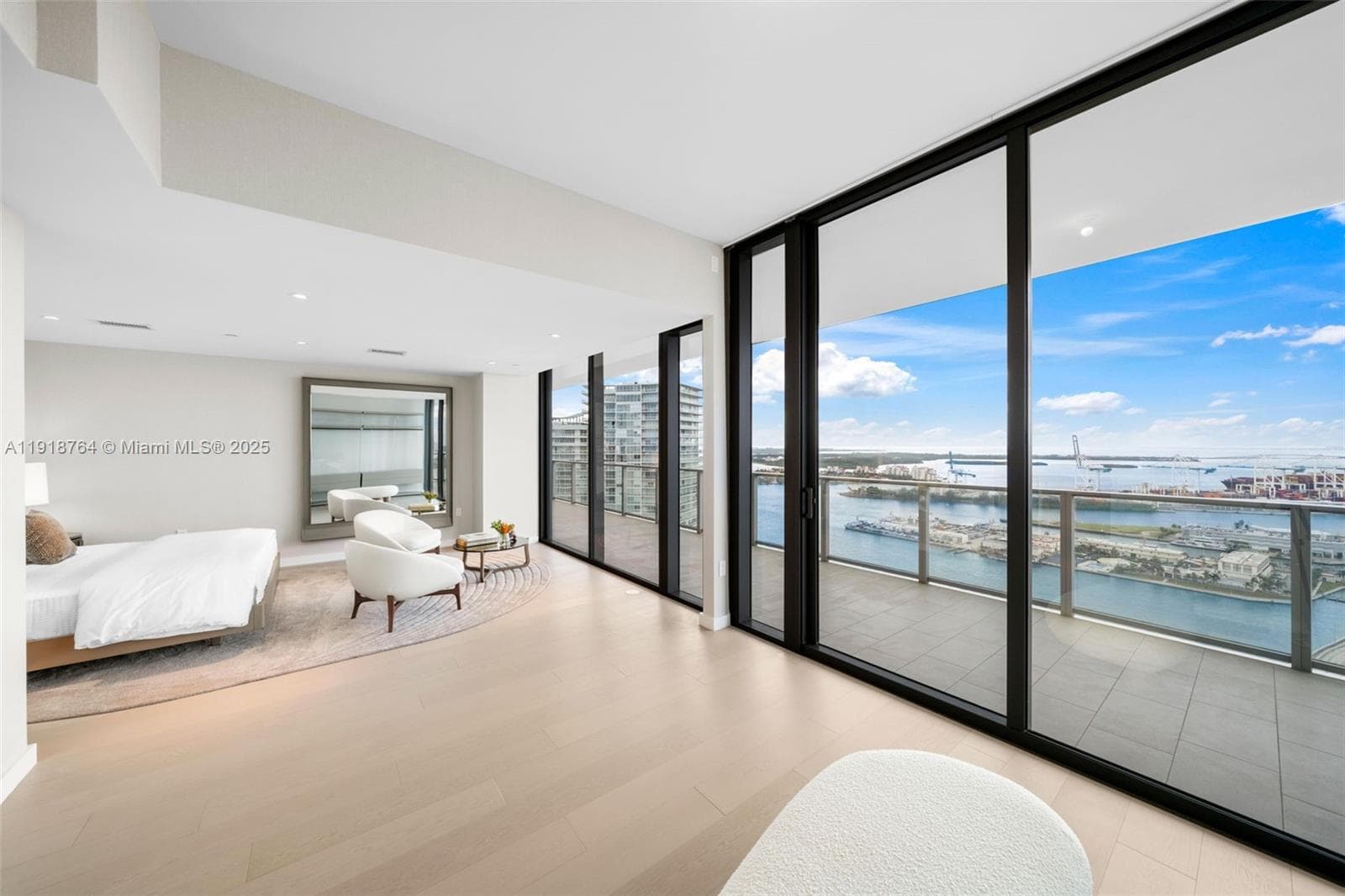 500 Alton, Miami Beach FL 33139 — 53