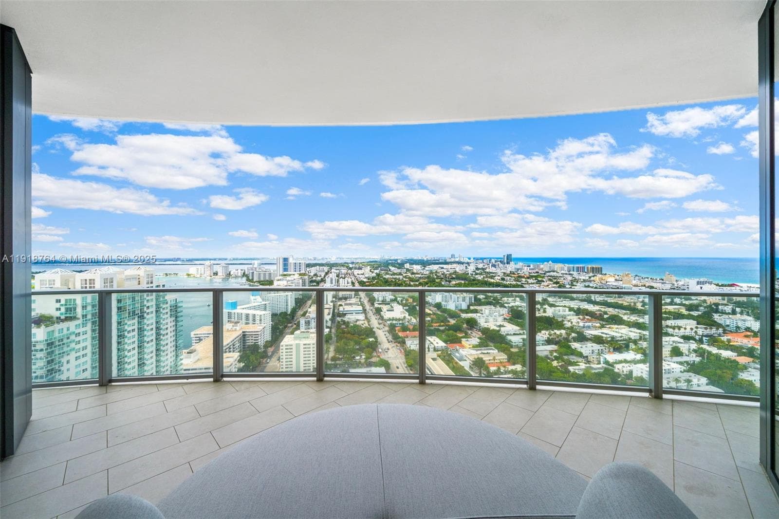 500 Alton, Miami Beach FL 33139 — 26