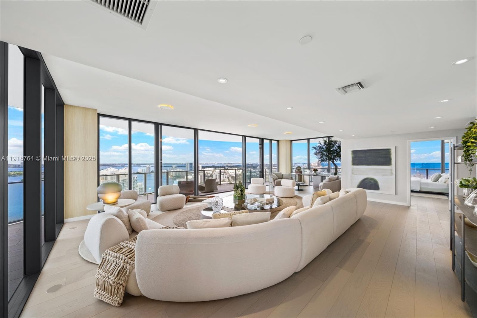 500 Alton, Miami Beach FL 33139 — 7