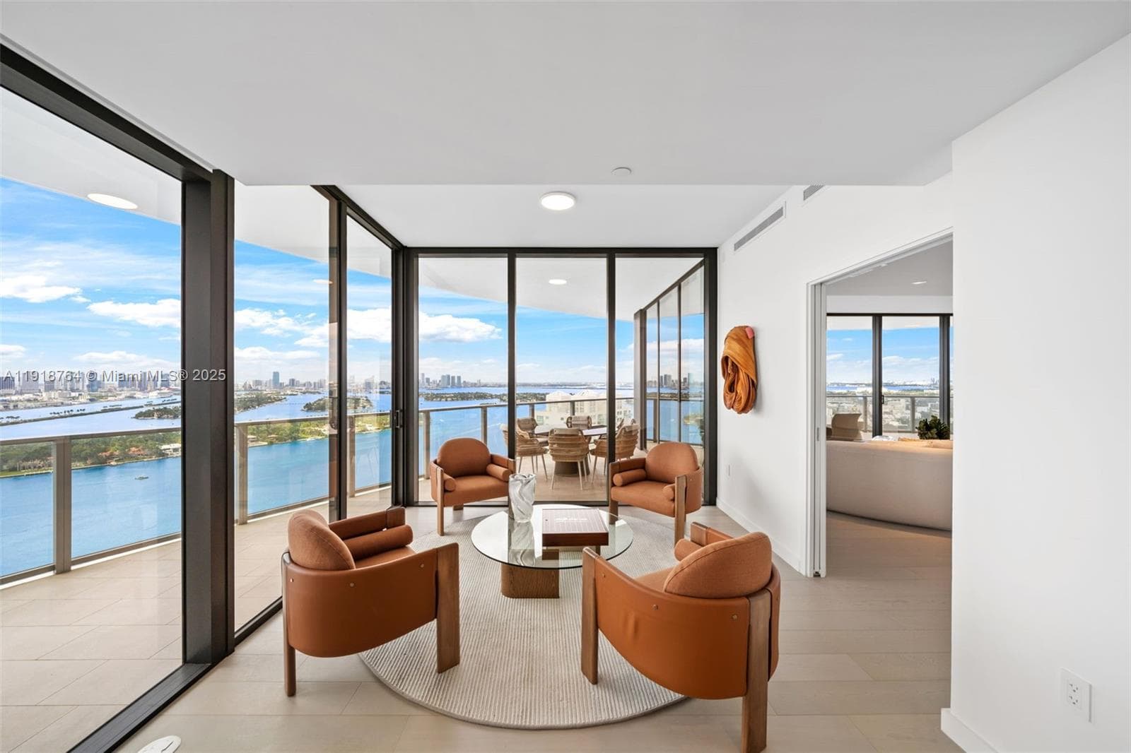 500 Alton, Miami Beach FL 33139 — 36