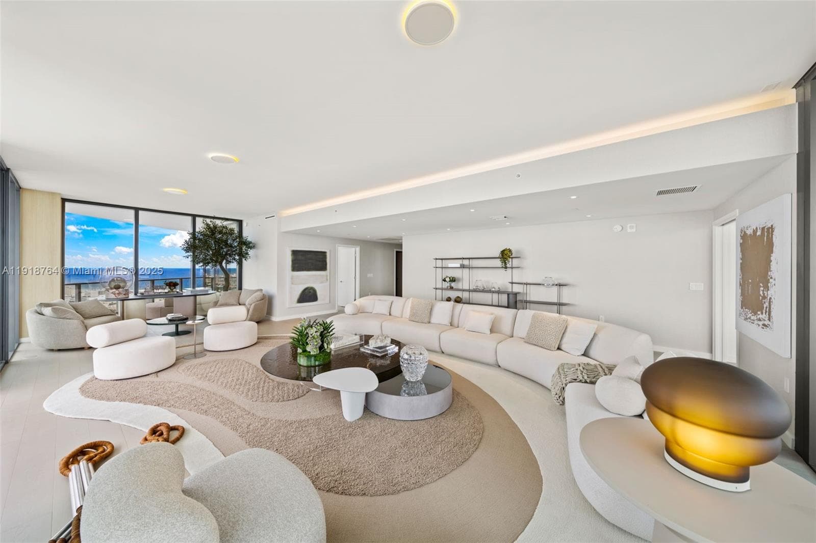 500 Alton, Miami Beach FL 33139 — 9