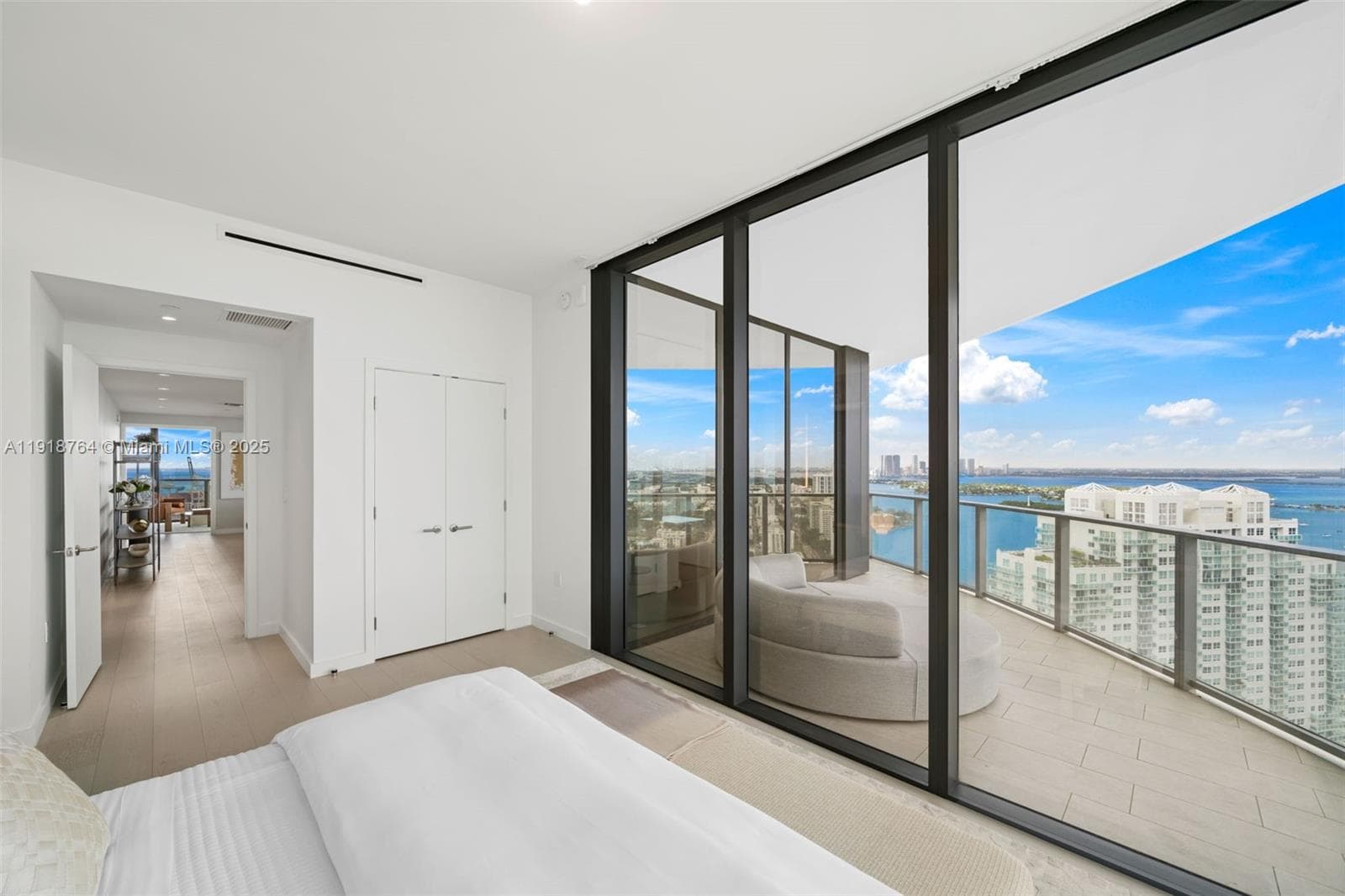 500 Alton, Miami Beach FL 33139 — 24