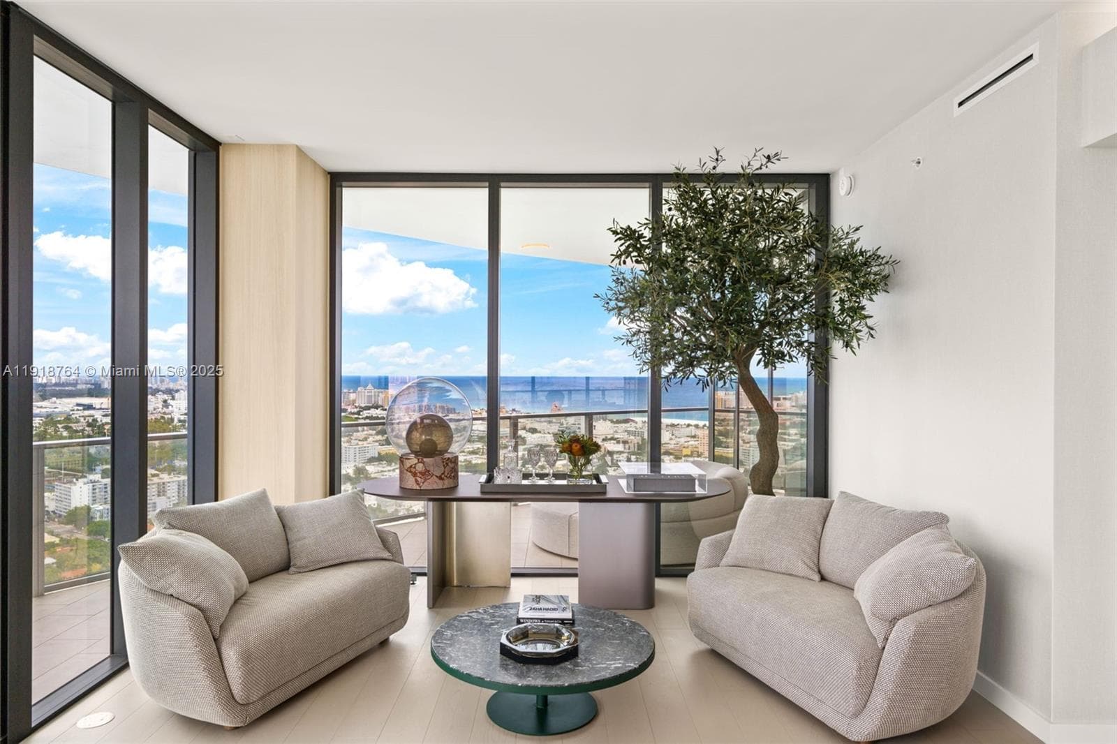 500 Alton, Miami Beach FL 33139 — 10