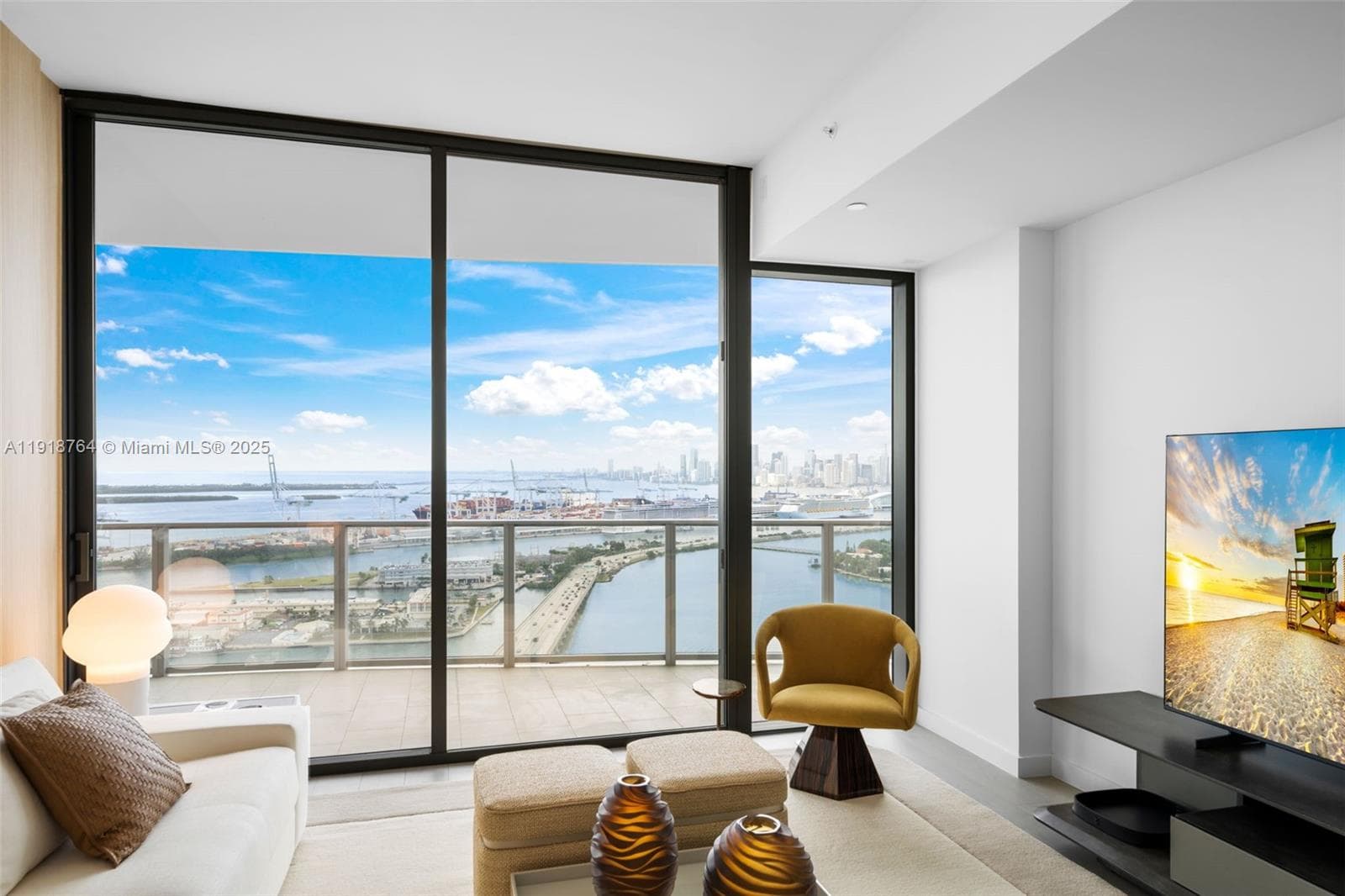 500 Alton, Miami Beach FL 33139 — 49