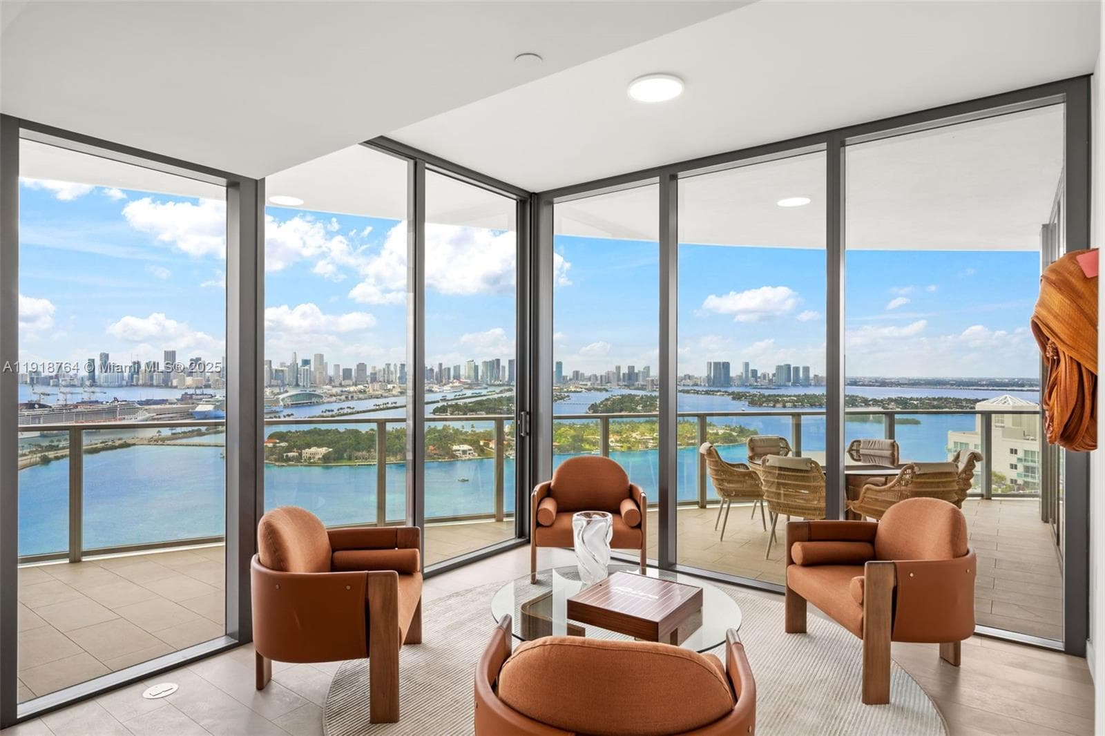 500 Alton, Miami Beach FL 33139 — 37