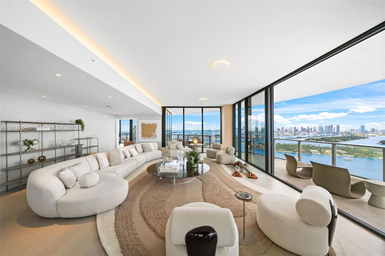 500 Alton, Miami Beach FL 33139 — 11