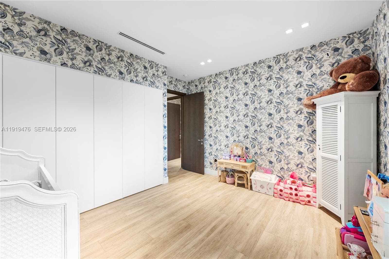 1202 NE 93rd St, Miami Shores FL 33138 — 41