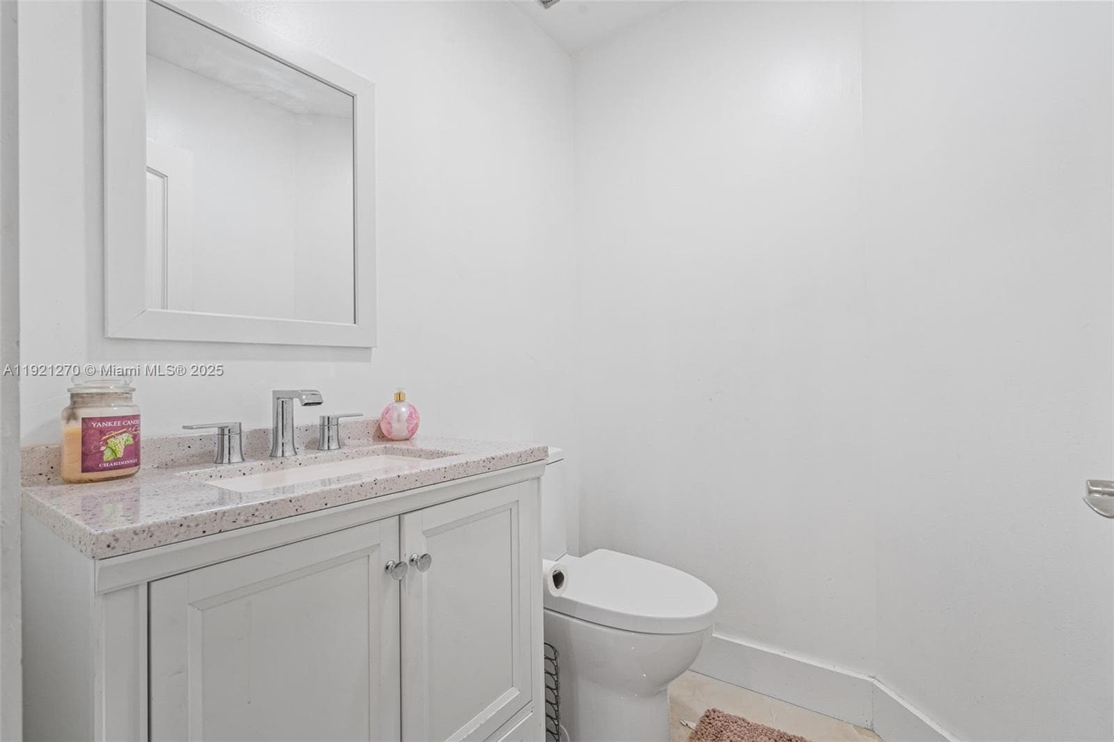 7225 Gleneagle Dr, Miami Lakes FL 33014 — 34