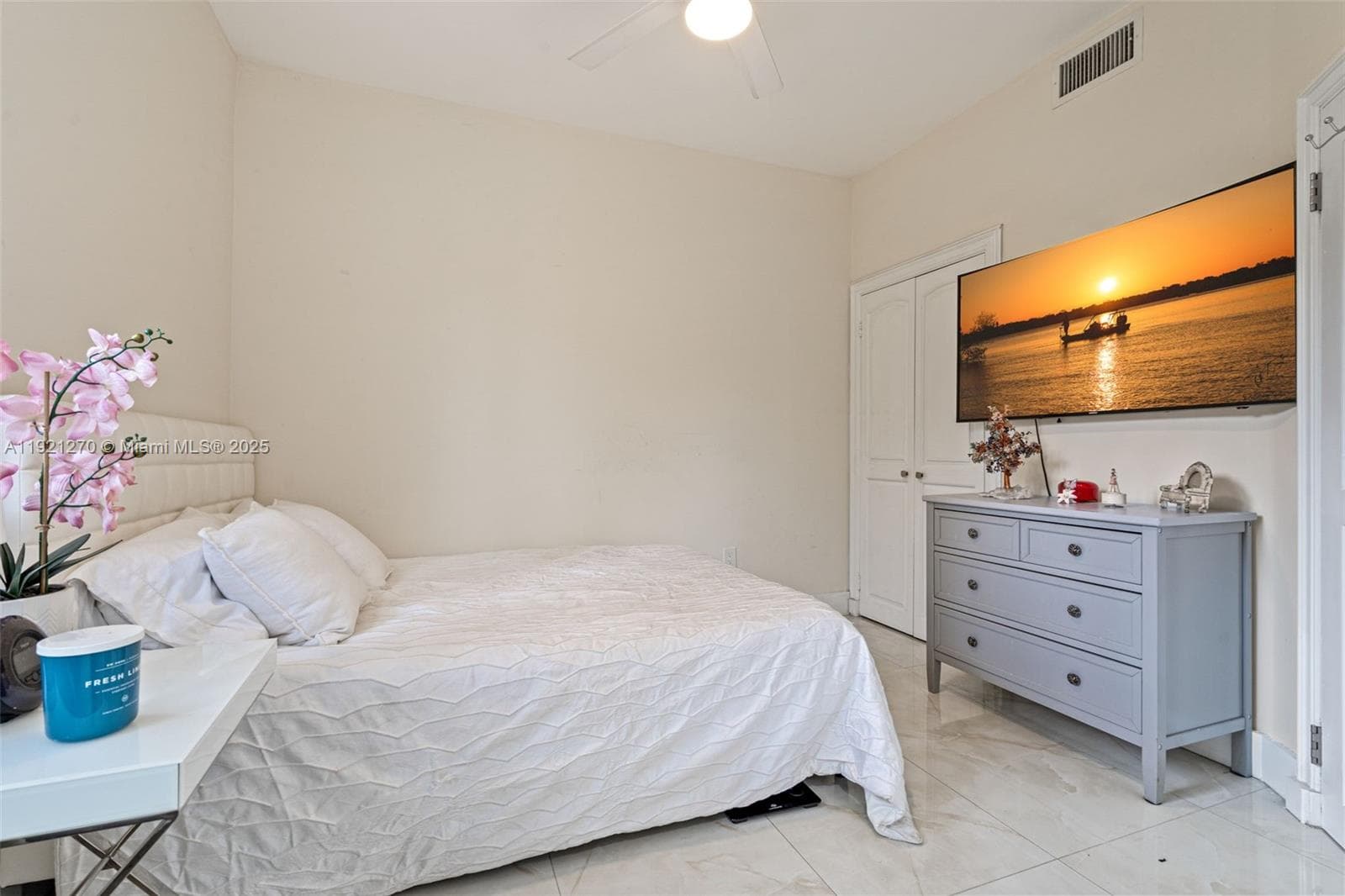 7225 Gleneagle Dr, Miami Lakes FL 33014 — 37