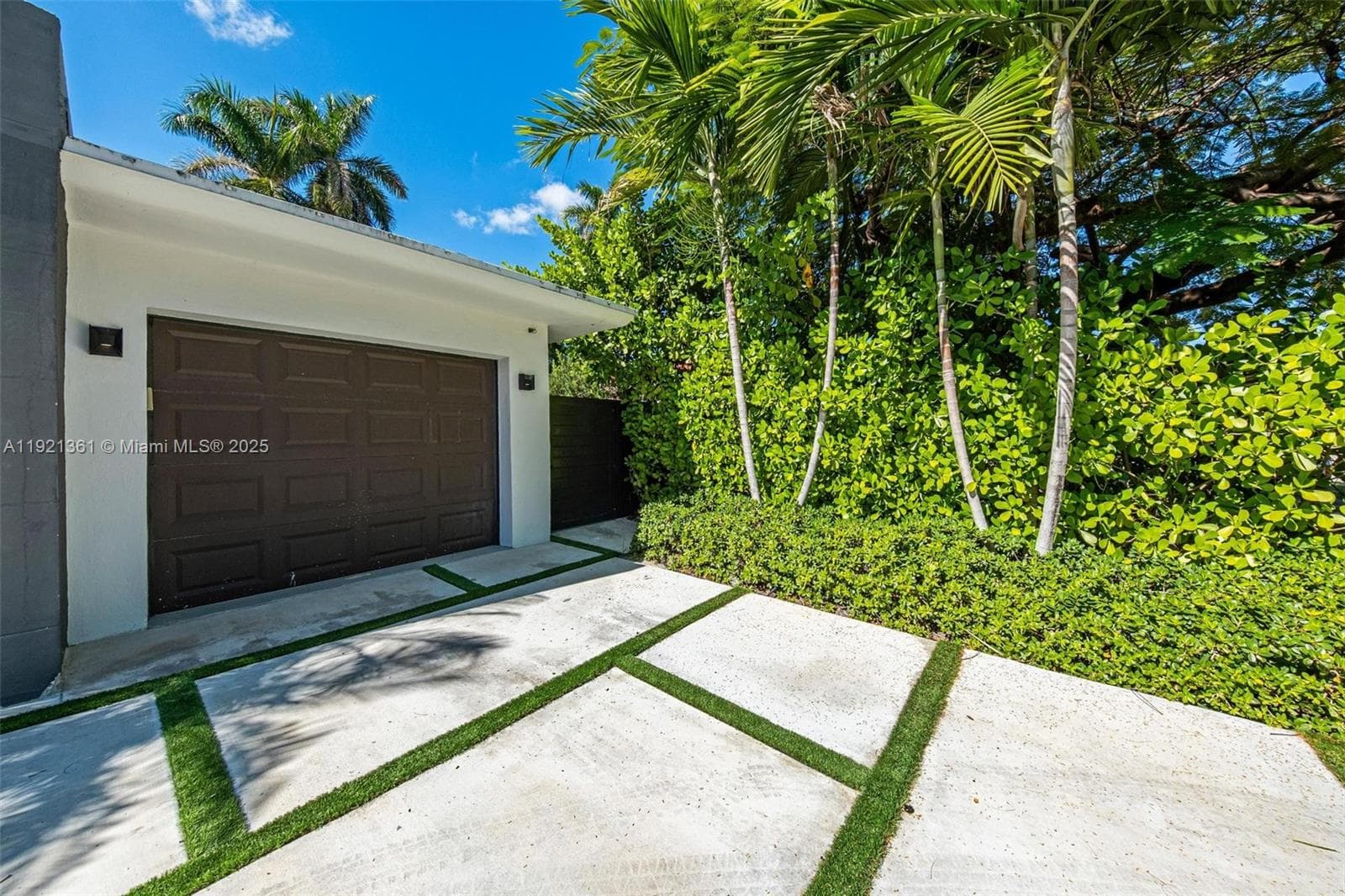 10618 NE 11th ct, Miami Shores FL 33138 — 60