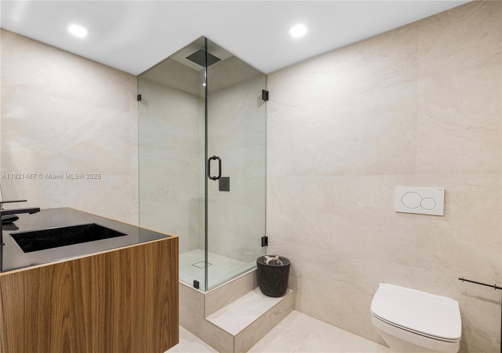 10155 Collins Ave # 202, Bal Harbour FL 33154 — 46