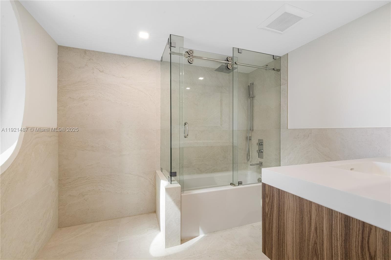 10155 Collins Ave # 202, Bal Harbour FL 33154 — 48