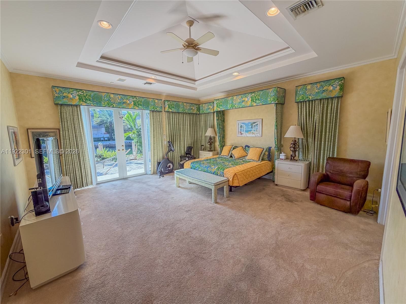 3220 NE 165th St, North Miami Beach FL 33160 — 13