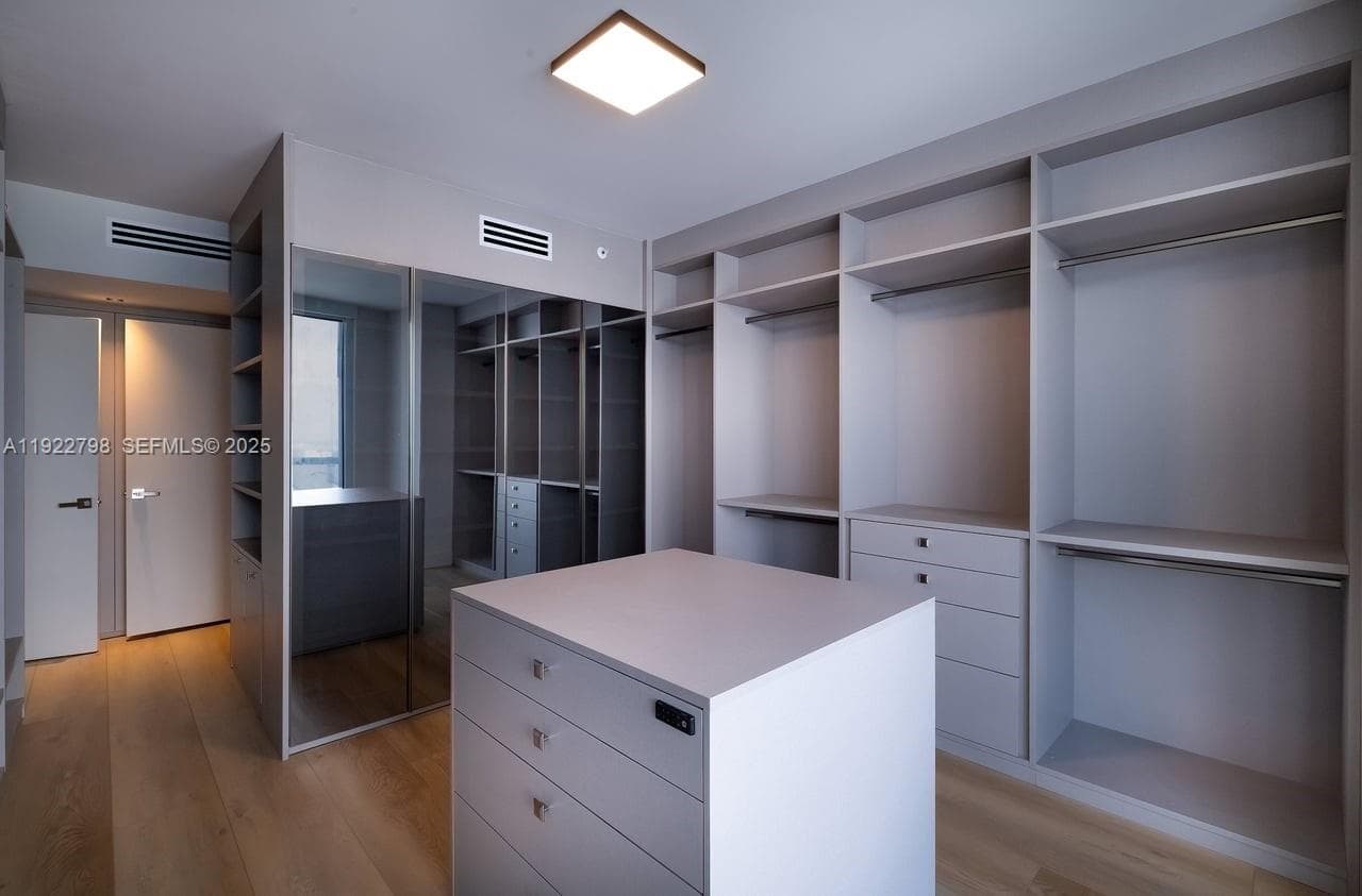 465 Brickell Ave # 5701, Miami FL 33131 — 23