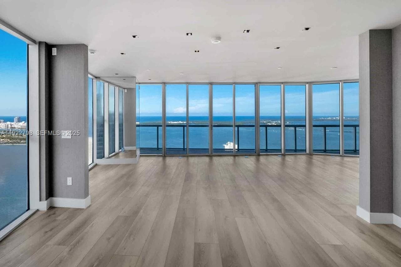 465 Brickell Ave # 5701, Miami FL 33131 — 9