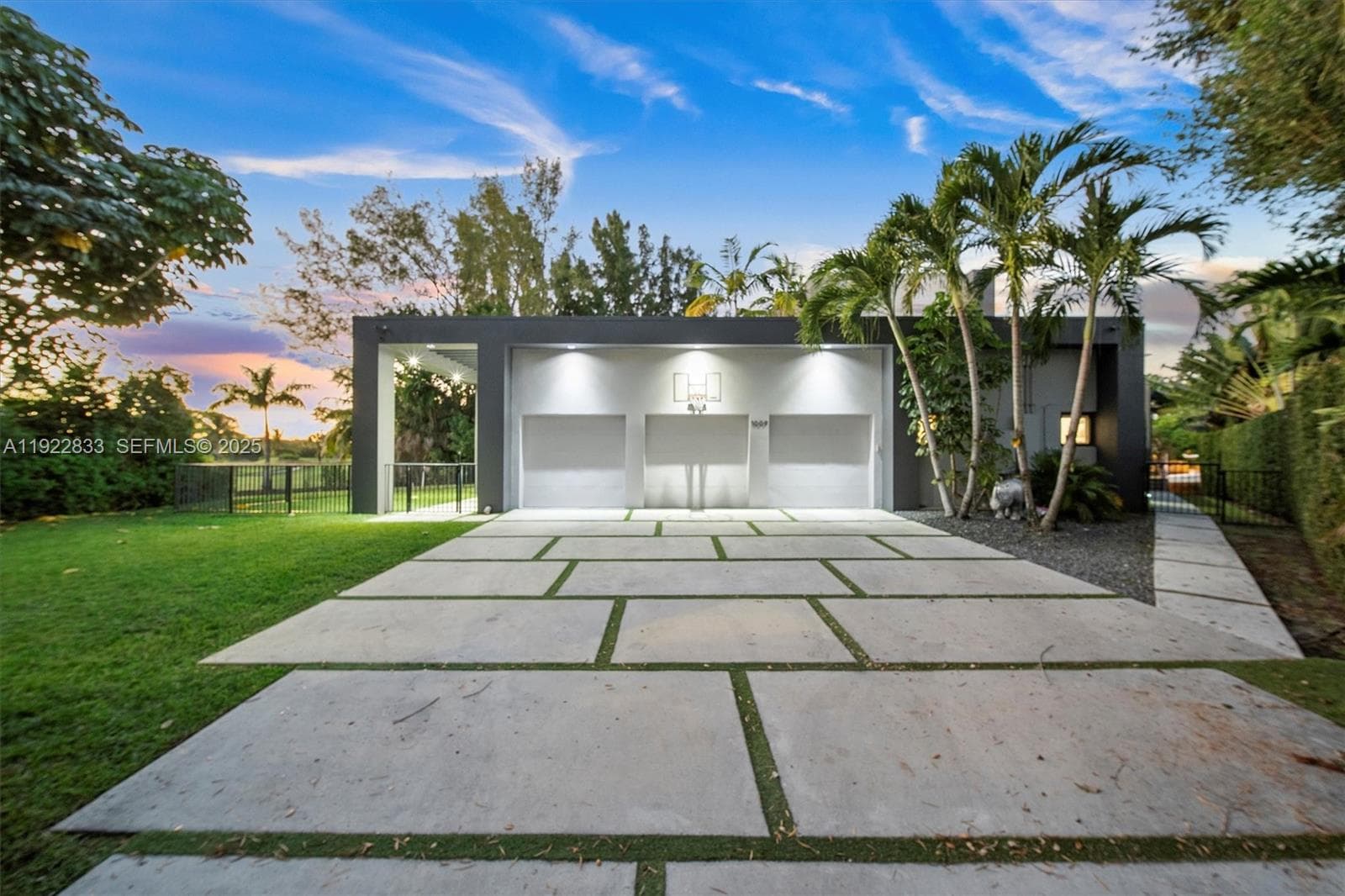 1009 NE 104th St, Miami Shores FL 33138 — 9