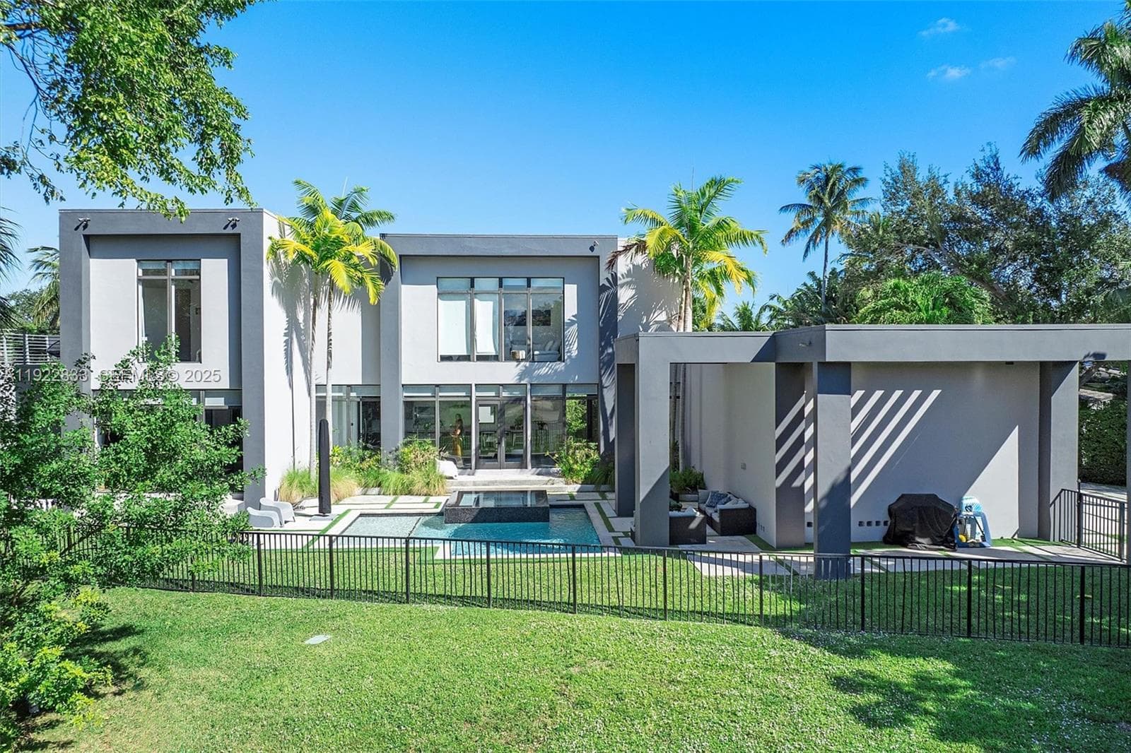 1009 NE 104th St, Miami Shores FL 33138 — 82