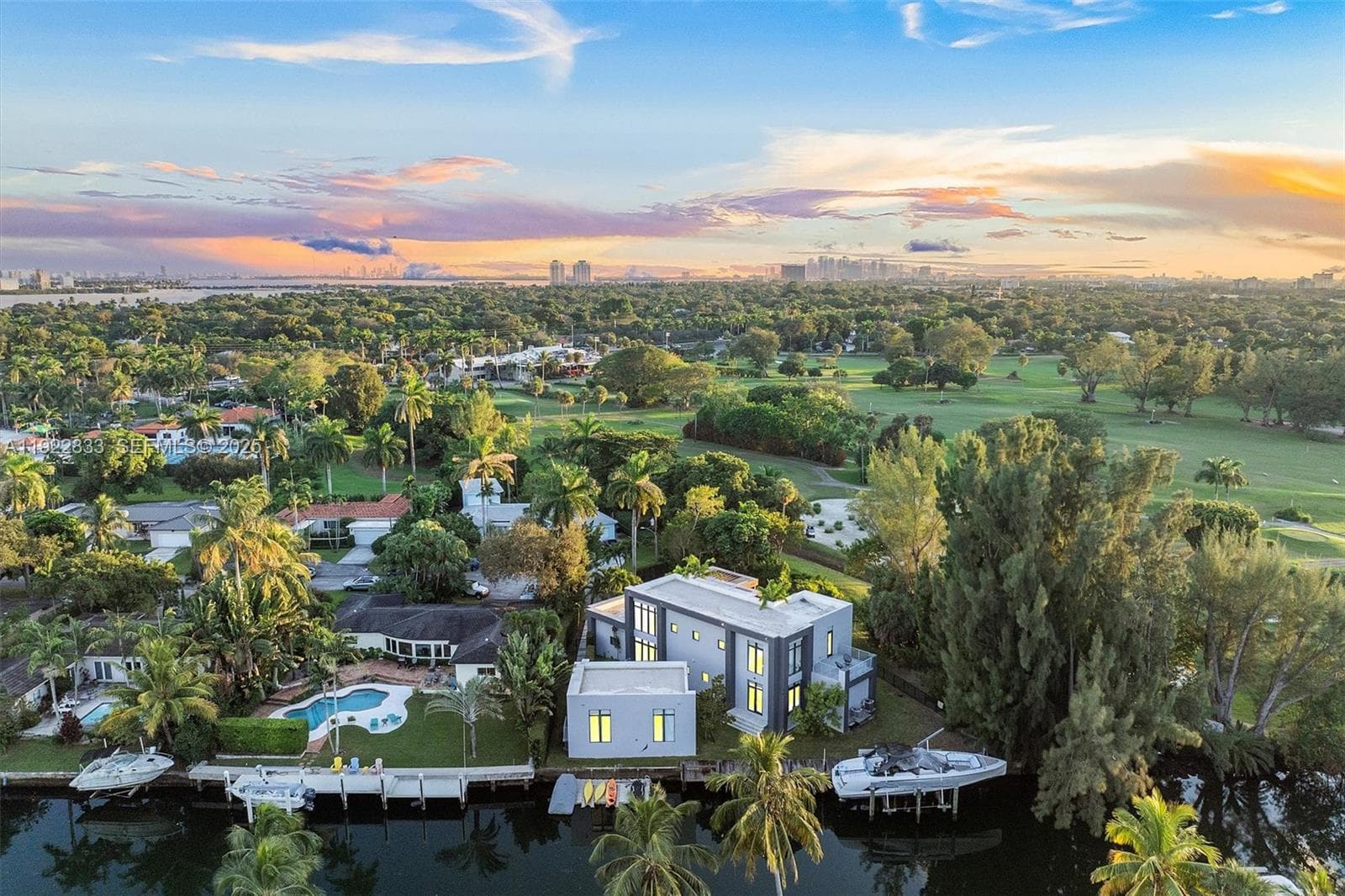 1009 NE 104th St, Miami Shores FL 33138 — 14