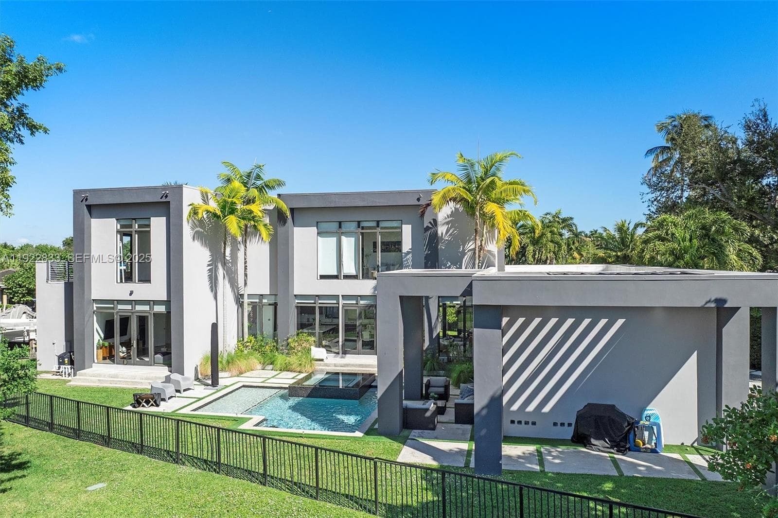 1009 NE 104th St, Miami Shores FL 33138 — 85
