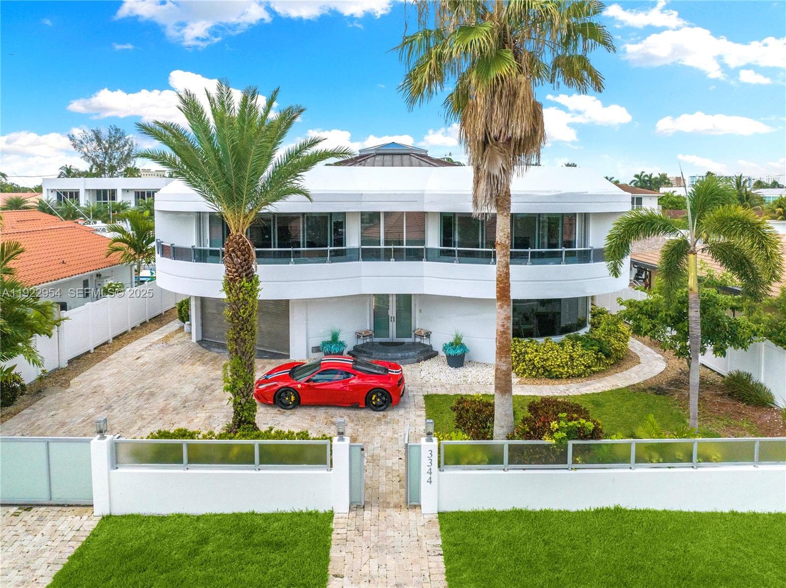 3344 NE 167th St, North Miami Beach FL 33160 — 3