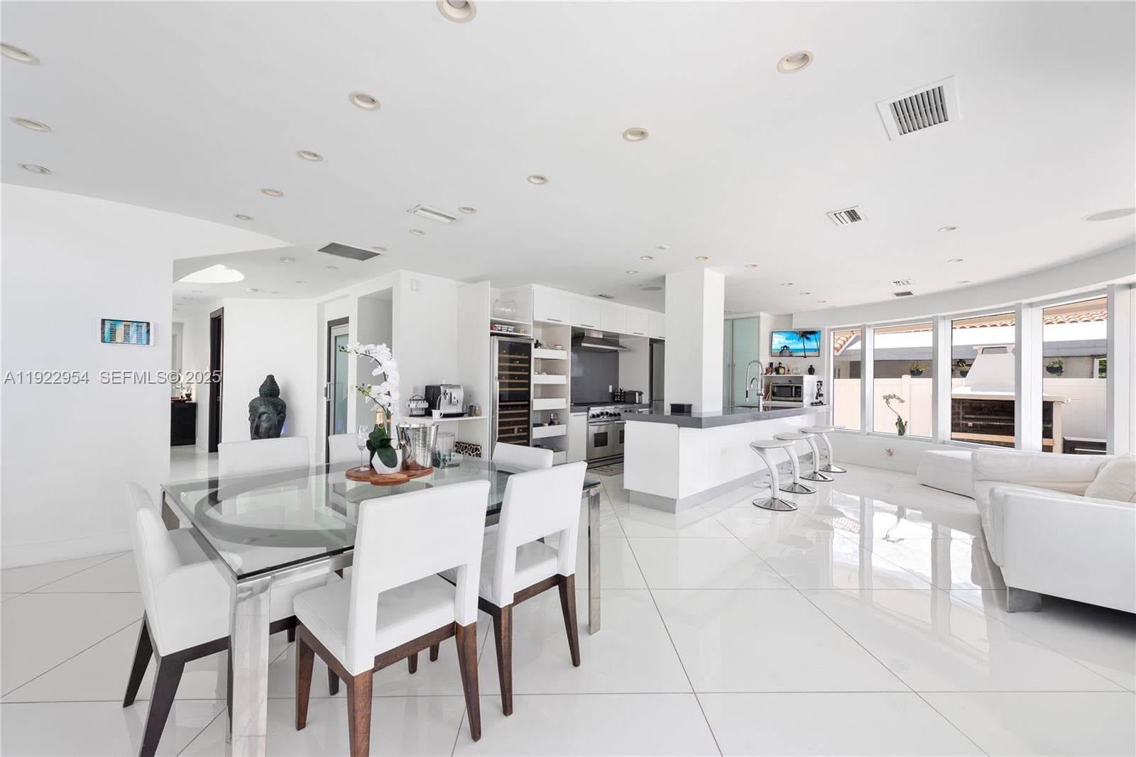 3344 NE 167th St, North Miami Beach FL 33160 — 94