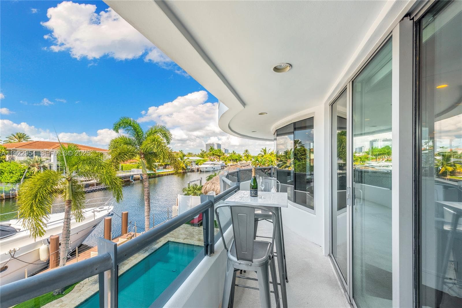 3344 NE 167th St, North Miami Beach FL 33160 — 71