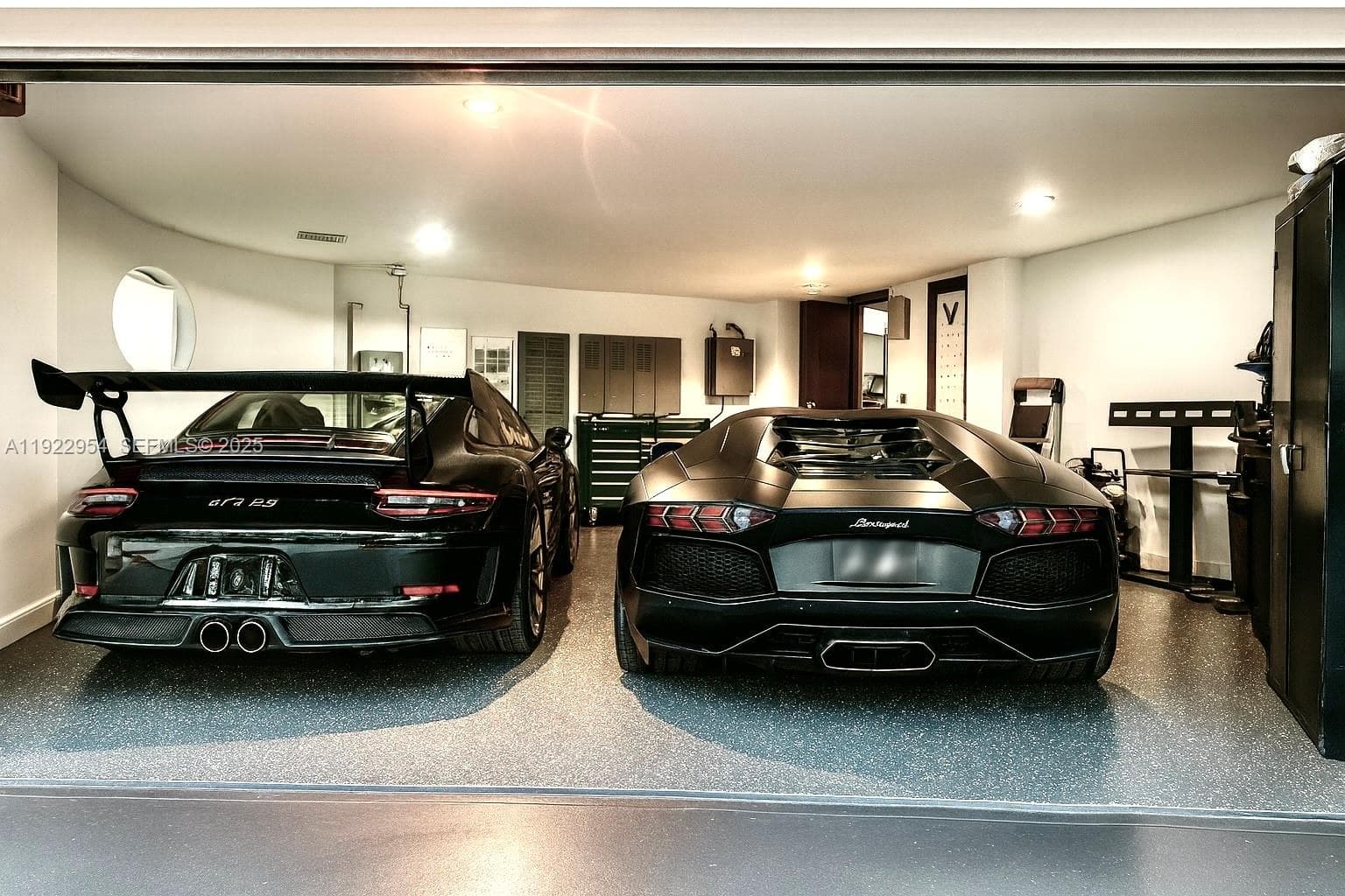 3344 NE 167th St, North Miami Beach FL 33160 — 5