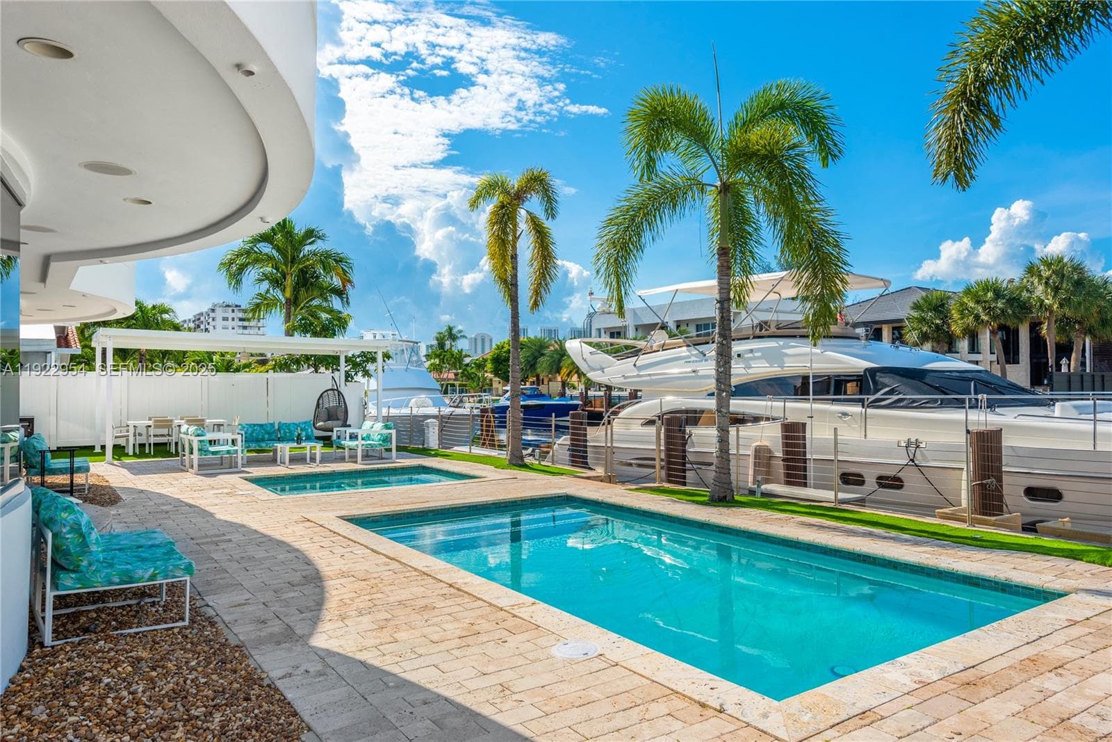 3344 NE 167th St, North Miami Beach FL 33160 — 11