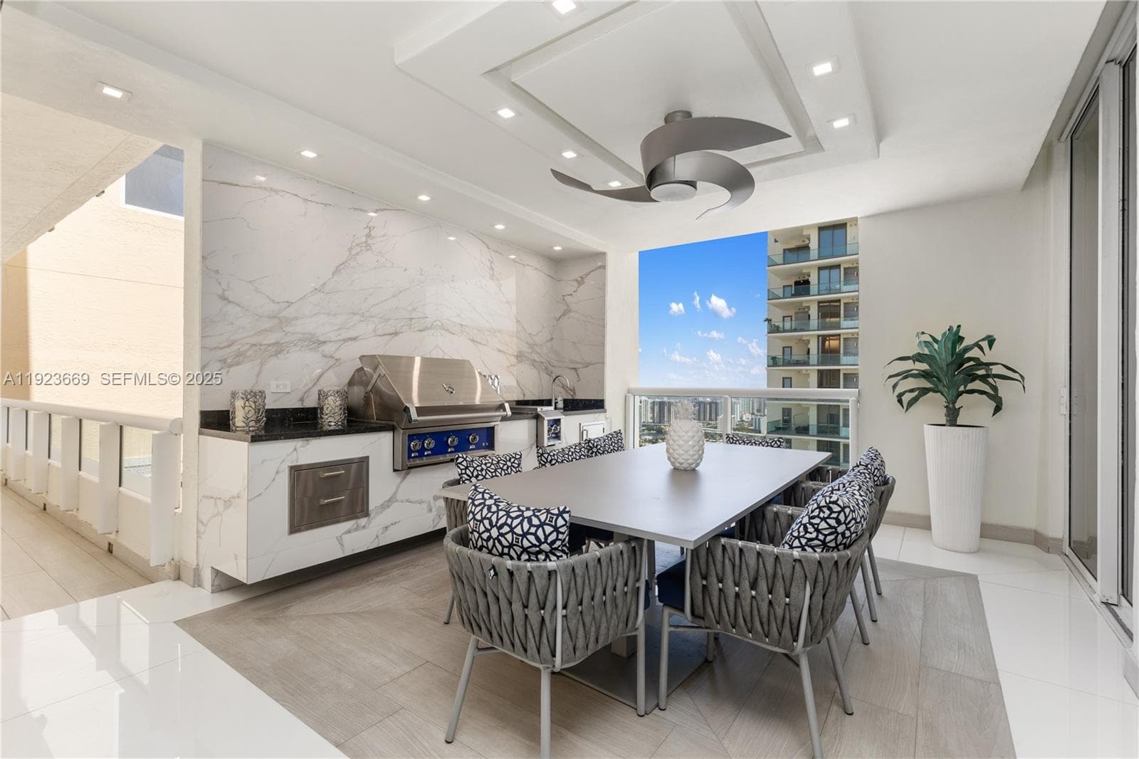 17875 Collins Ave, Sunny Isles Beach FL 33160 — 65