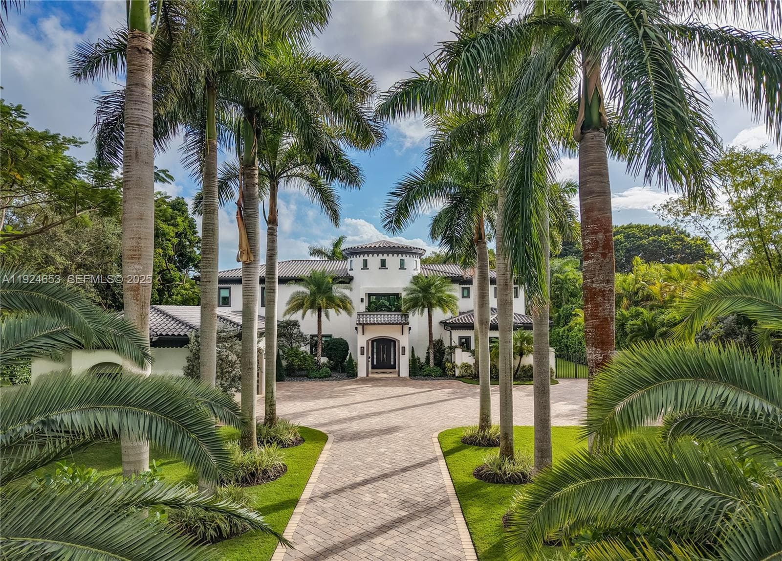 6080 SW 104th St, Pinecrest FL 33156 — 47