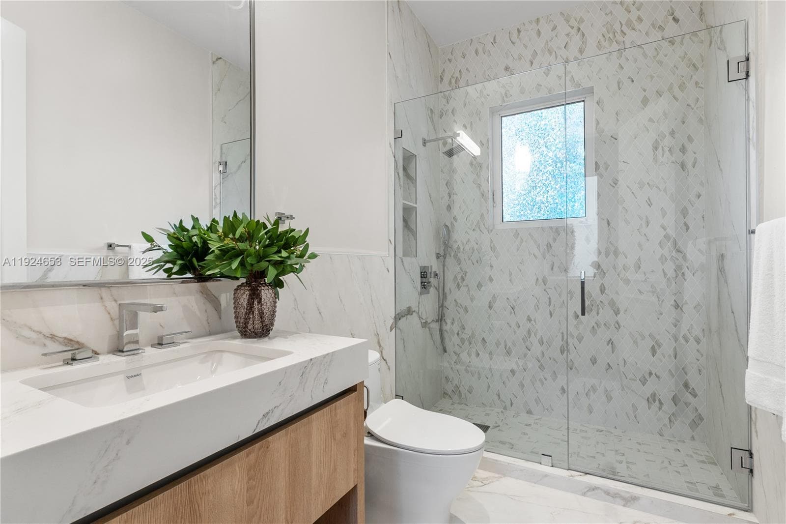 6080 SW 104th St, Pinecrest FL 33156 — 32